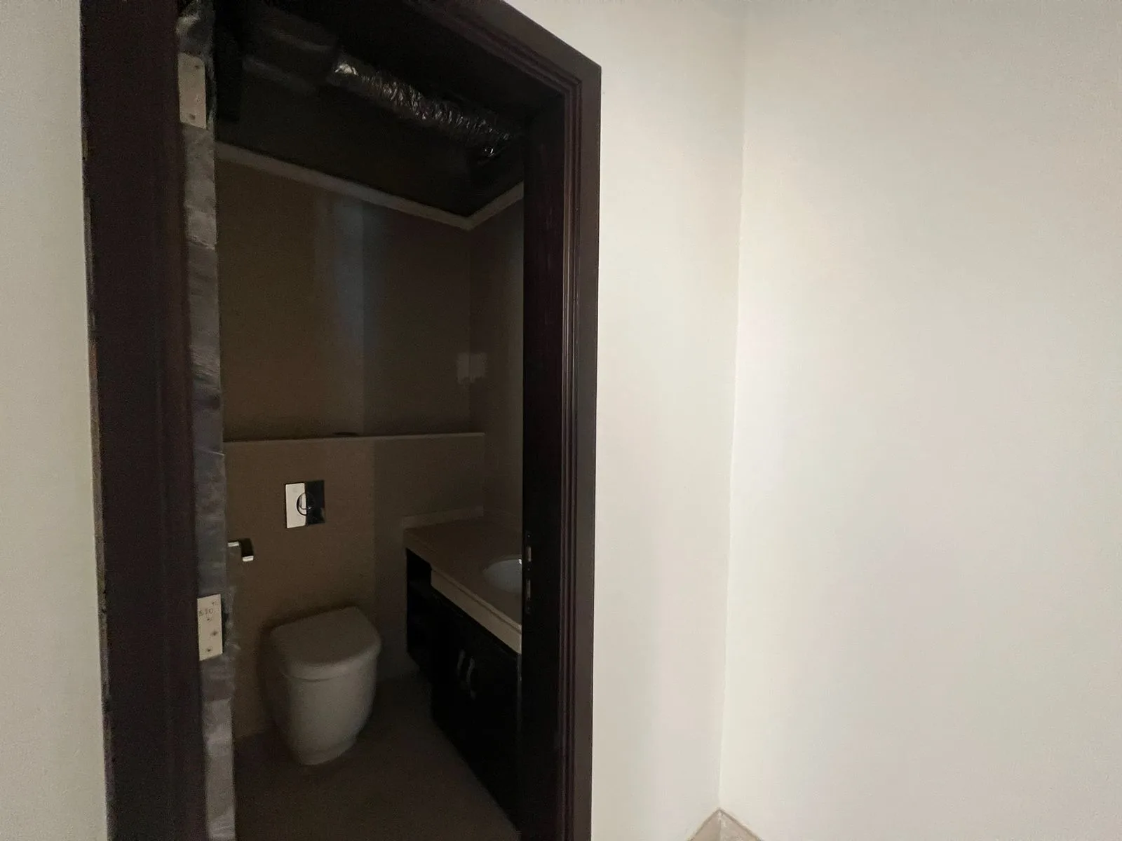 Duplex for Sale in Kfar Hbab, Lebanon — الصورة 10