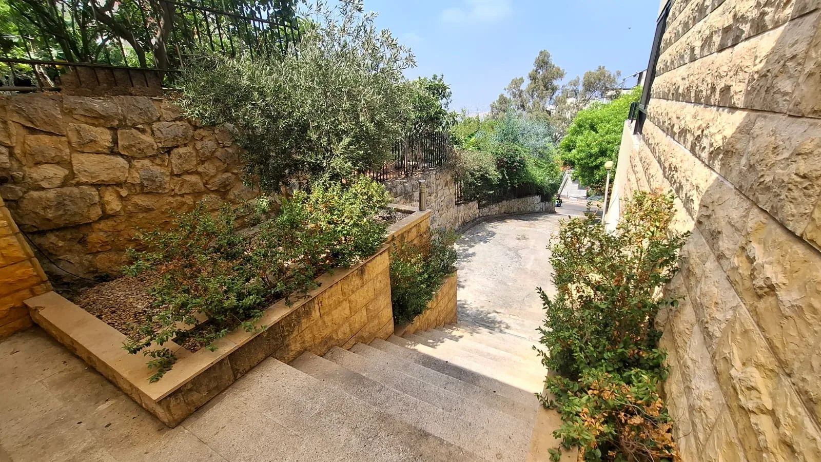 Apartment for Rent in Rabweh — الصورة 7