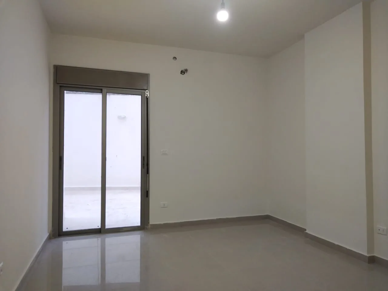 Apartment for Sale in Maaysrah, Lebanon — الصورة 3