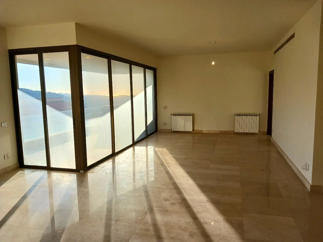 Apartment for Sale in Montiverdi, Lebanon — الصورة 2