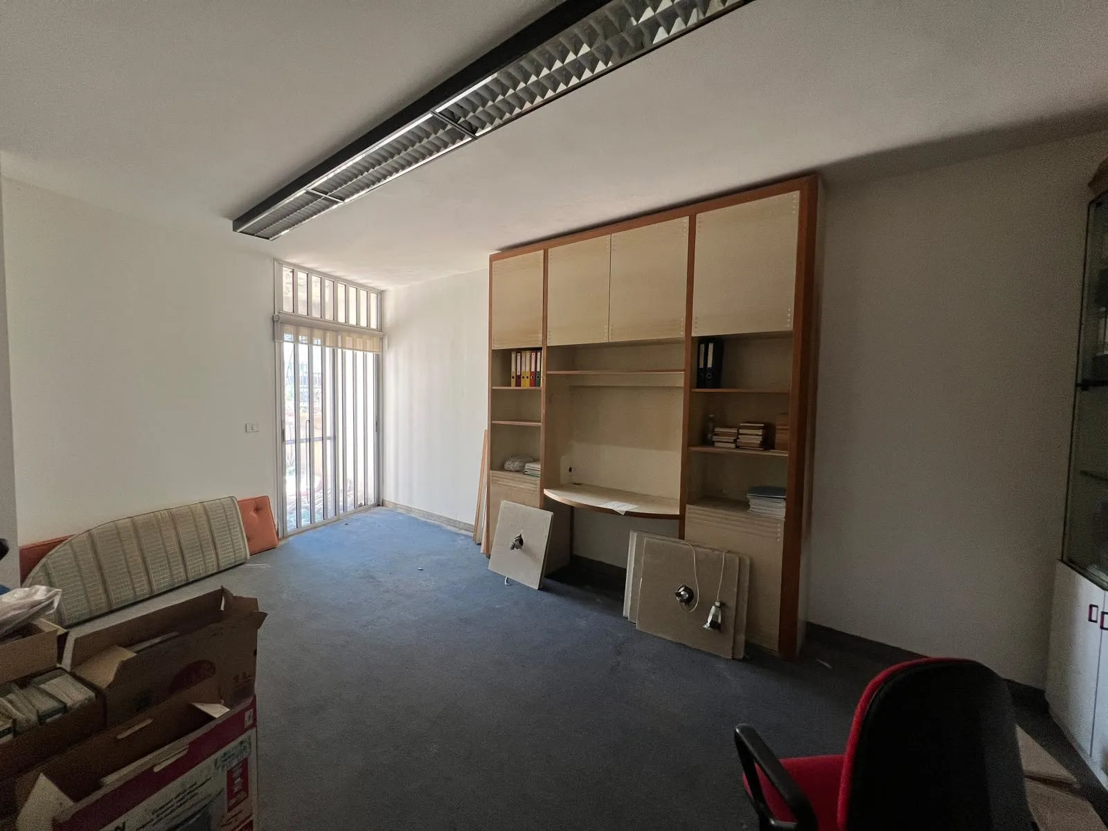 Office for rent in Achrafieh — الصورة 4