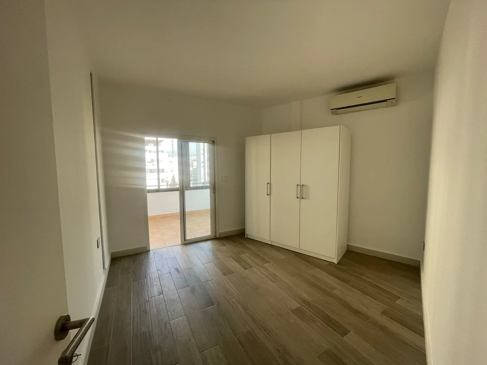 Apartment for Rent in Achrafieh — الصورة 7
