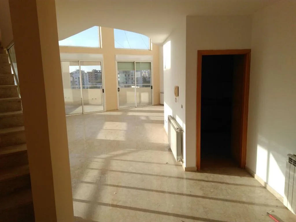 Duplex for Sale in Byblos, Lebanon — الصورة 9