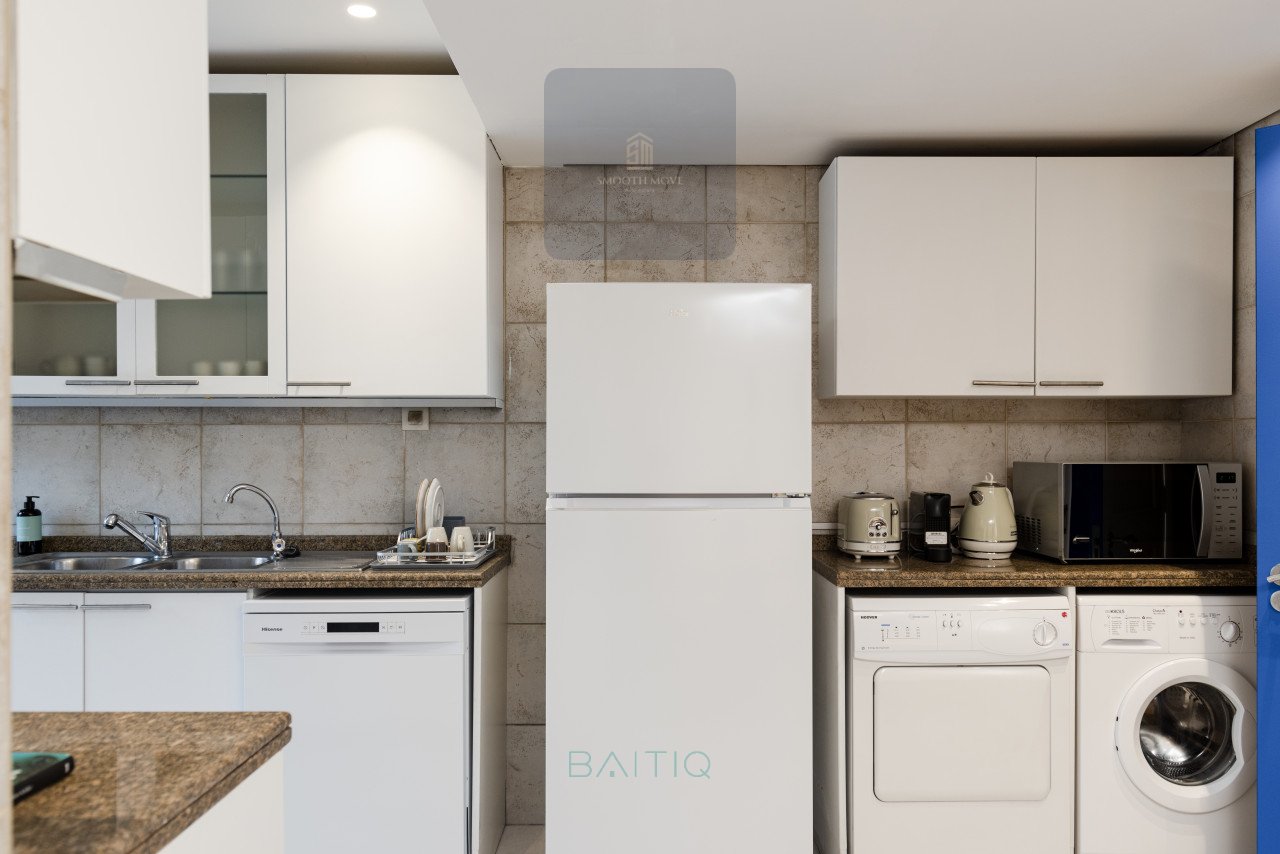 Gorgeous 3 Bedroom Apartment for Sale in Saifi Village — الصورة 5