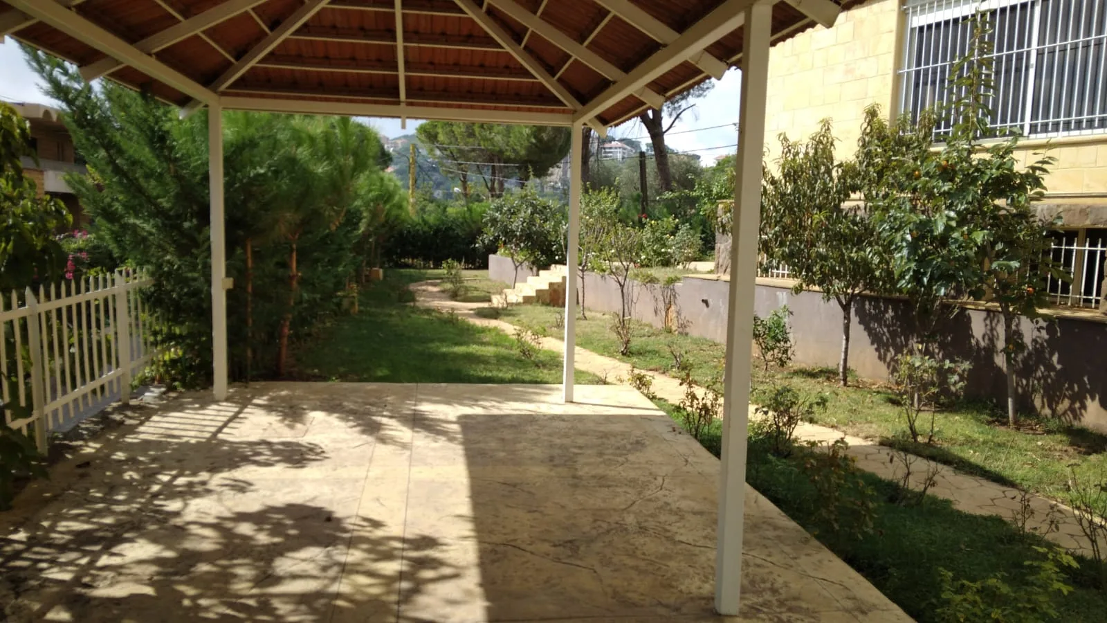 Villa for Sale in Baabdat, Lebanon — الصورة 7