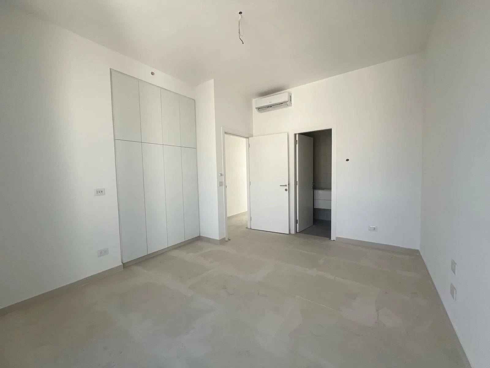 Apartment for Sale in Achrafieh, Beirut, Lebanon — الصورة 5