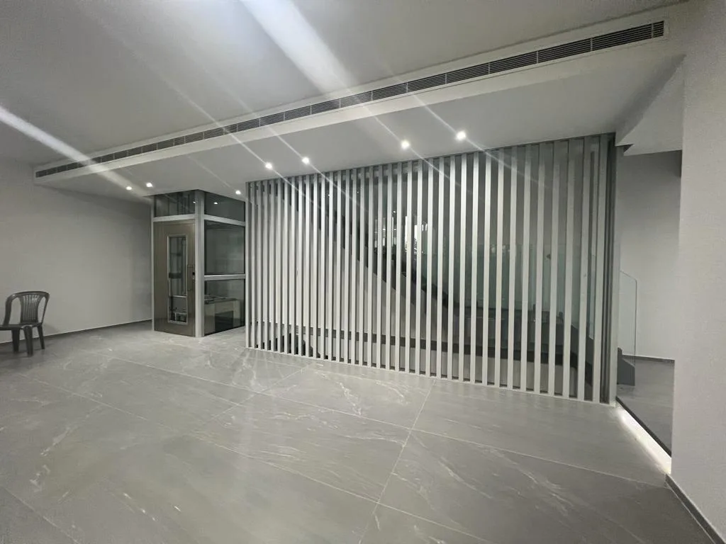 Shop for Sale in Sodeco, Beirut, Lebanon — الصورة 2