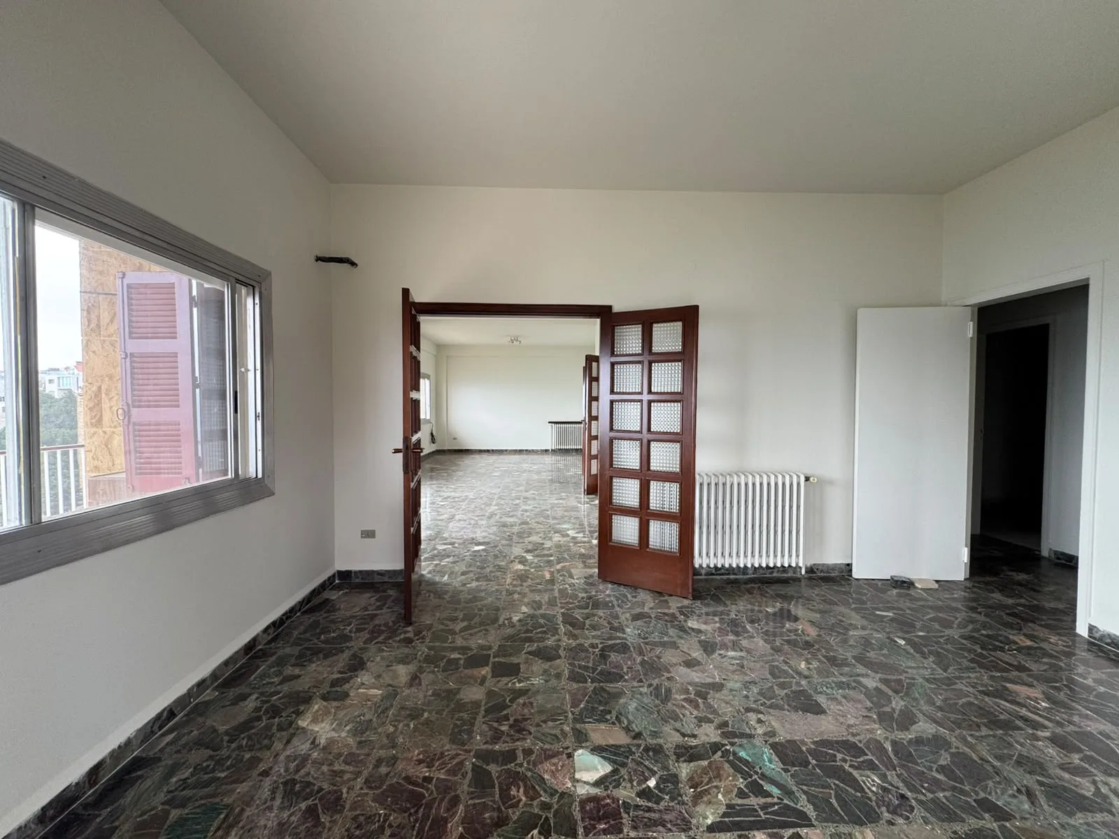 Apartment for Rent in Beit Meri — الصورة 4