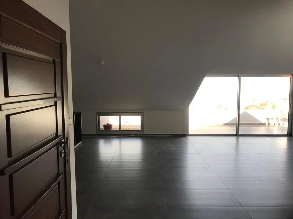 Dulex for Sale in Halat, Lebanon — الصورة 7