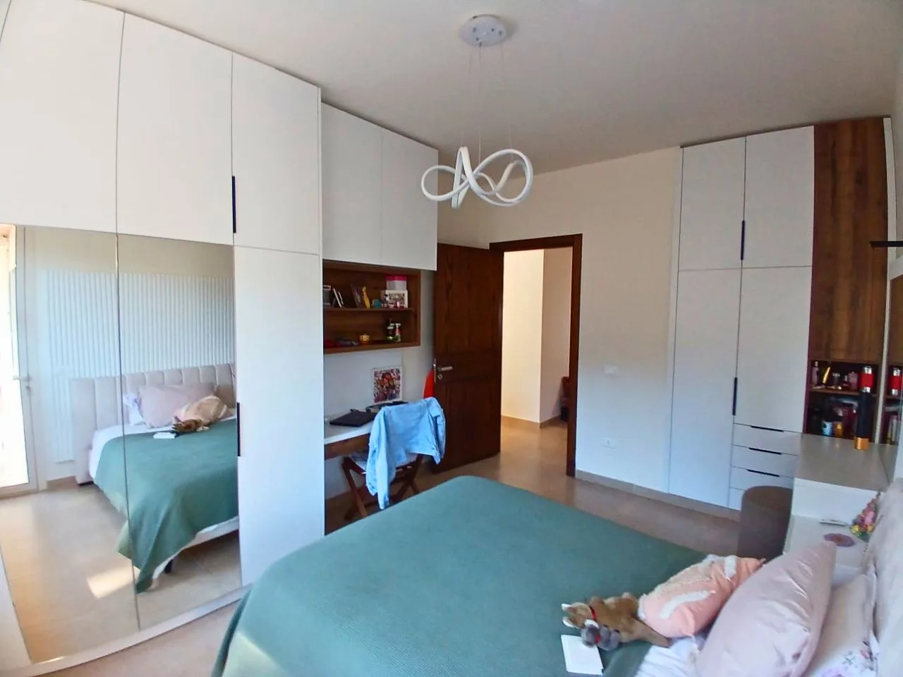 Apartment for Sale in Cornet Chahwan, Lebanon — الصورة 8