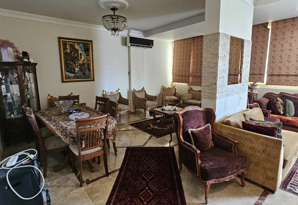 Apartment for Sale in Badaro, Beirut, Lebanon — الصورة 2