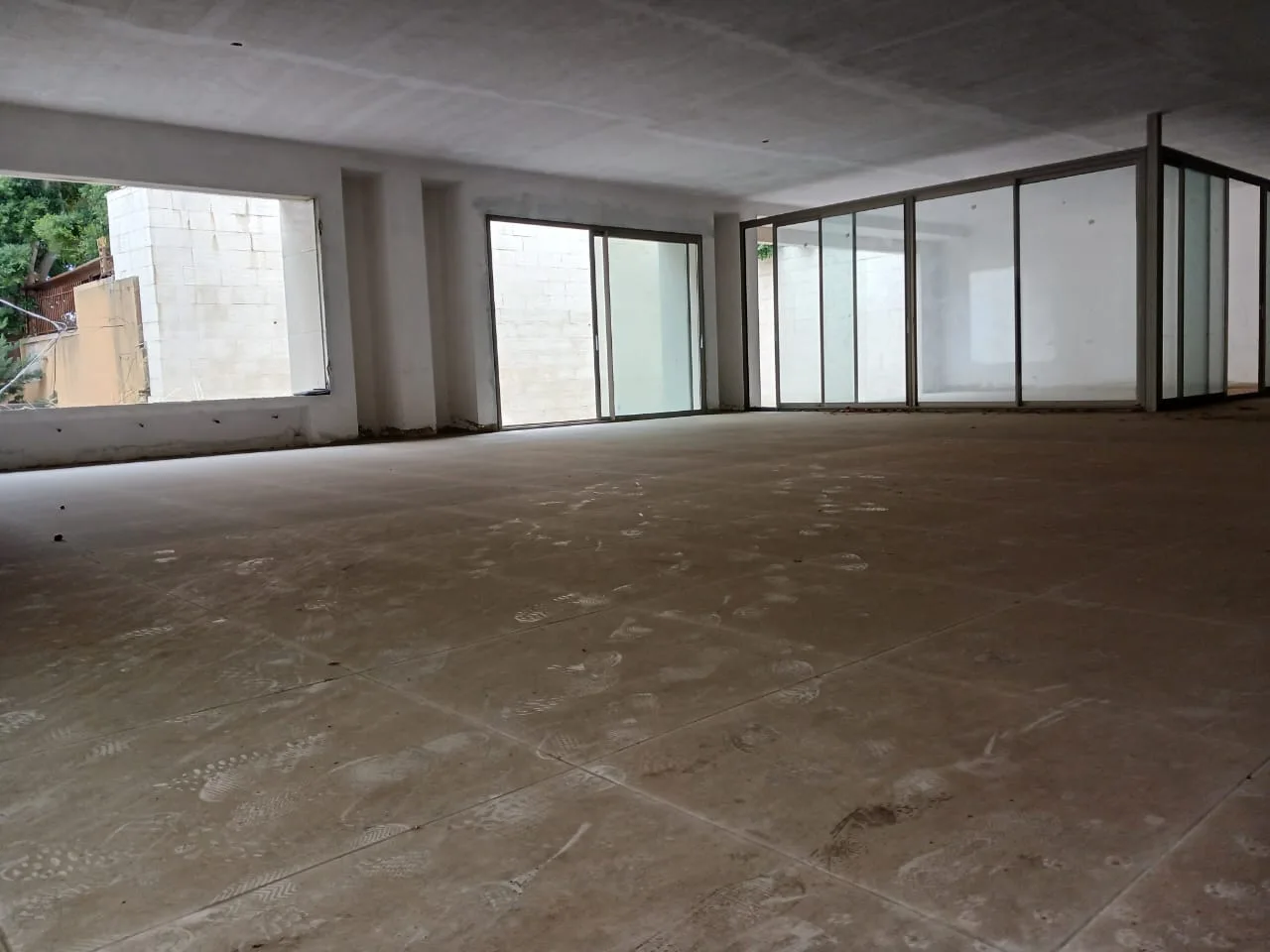 Apartment for Sale in Rabieh, Lebanon — الصورة 7
