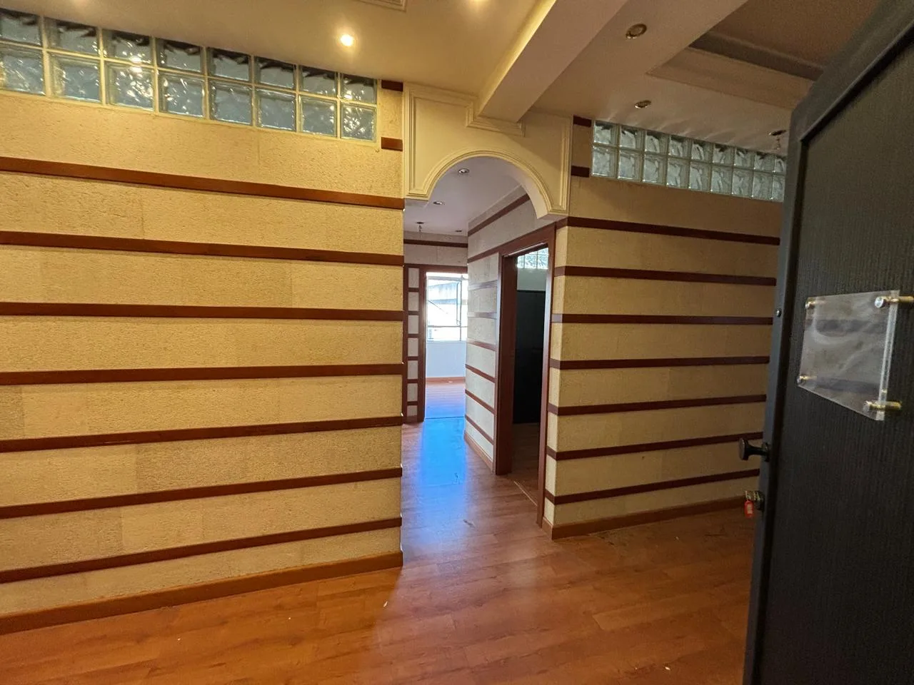 Office for rent in Badaro