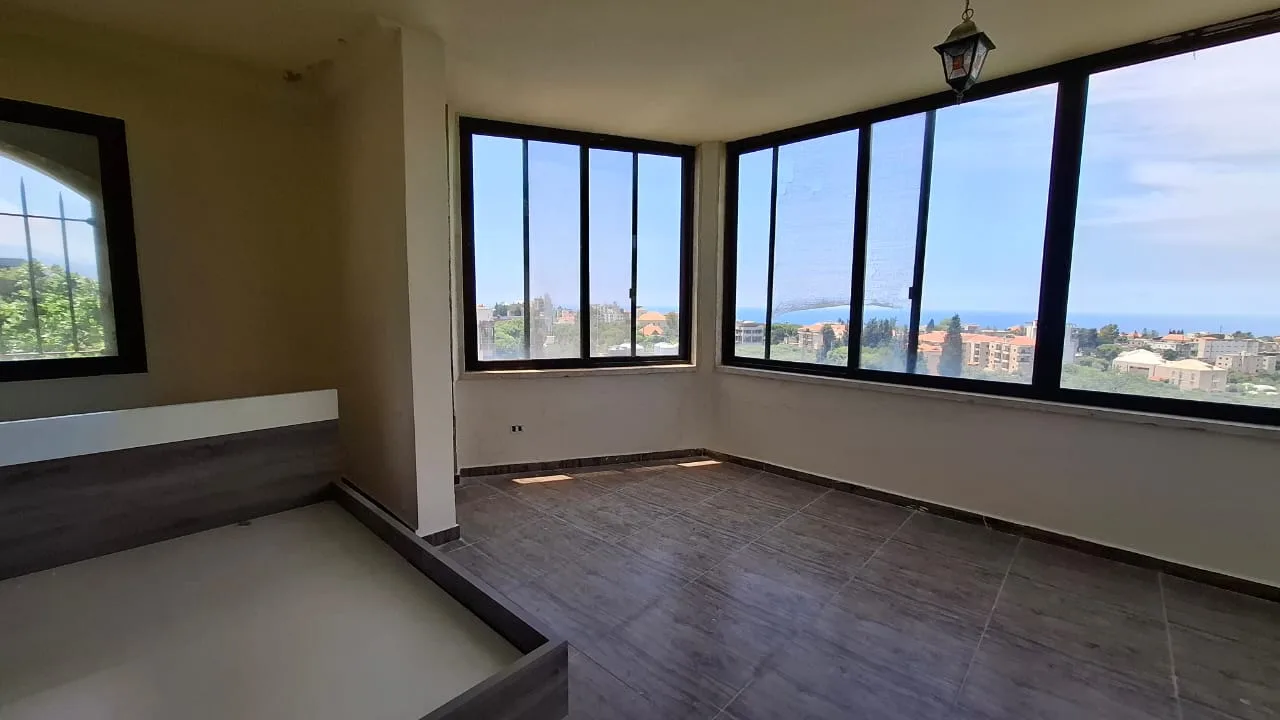 Villa for Sale in Aamchit — الصورة 5