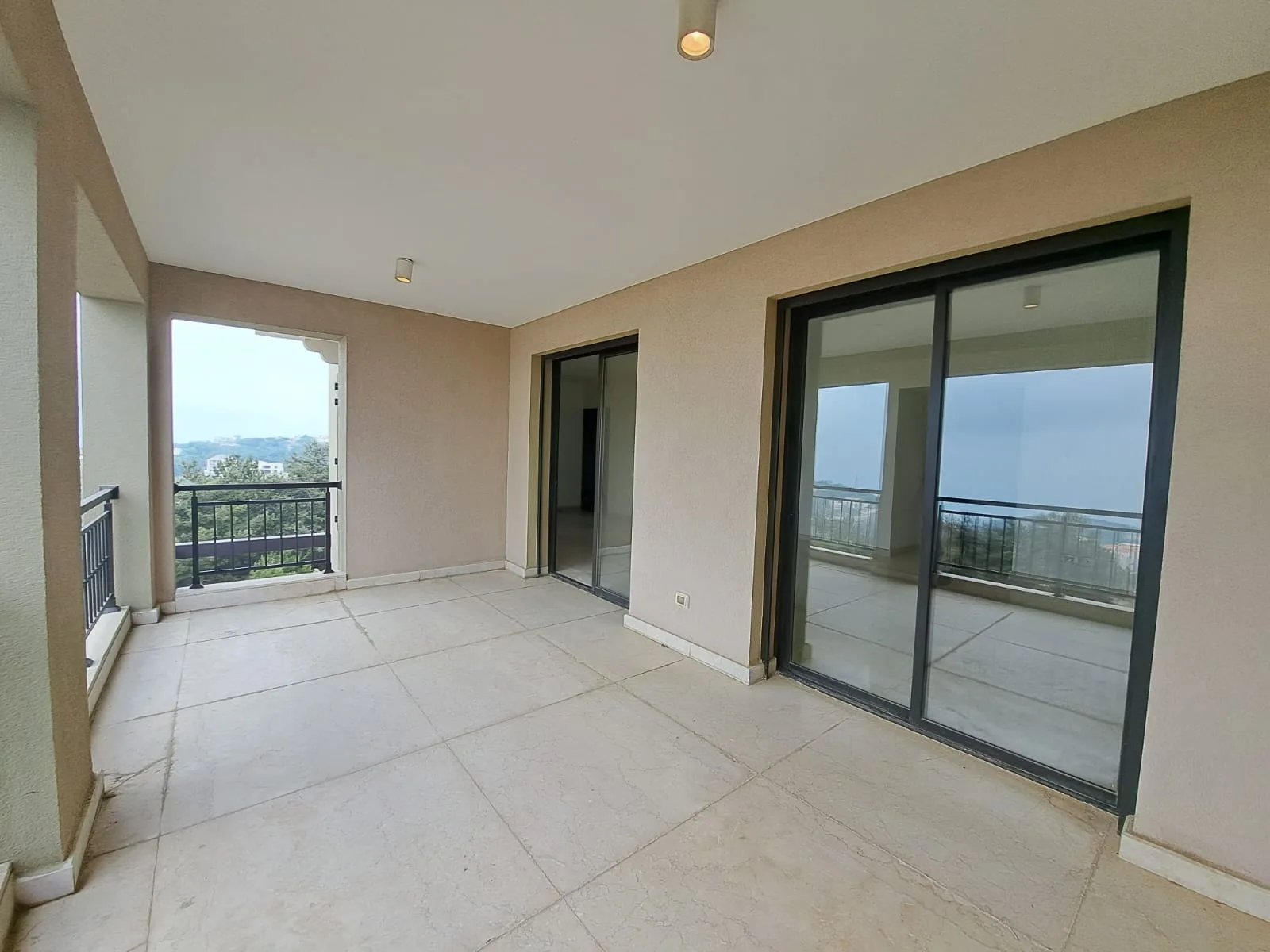 Apartment for Sale in Aatchane, Lebanon — الصورة 2