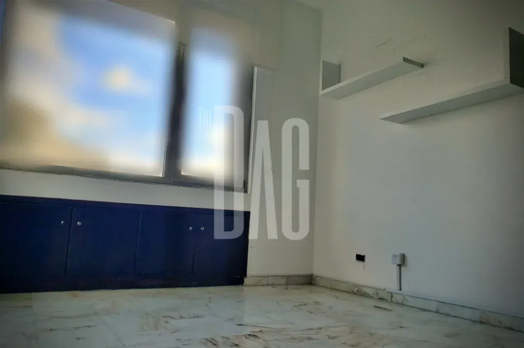 Office for Rent In Adlieh Mathaf 110 sqm — الصورة 3