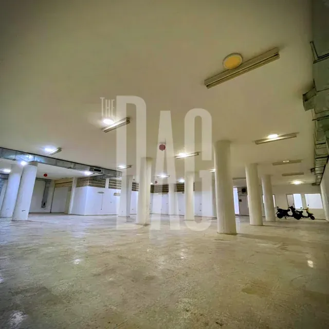 Very Clean 654 SQM Warehouse for Sale in Sin El Fil Prime Location