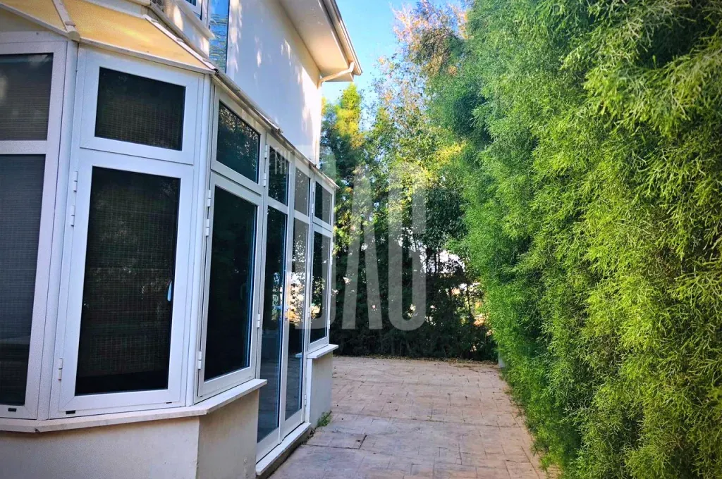Luxurious Modern Villa in Larnaca for sale 300 SQM — الصورة 5