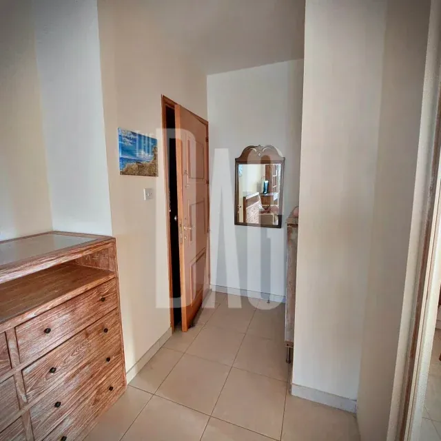 Modern 100 sqm Apartment For Sale In Larnaca City Center — الصورة 5