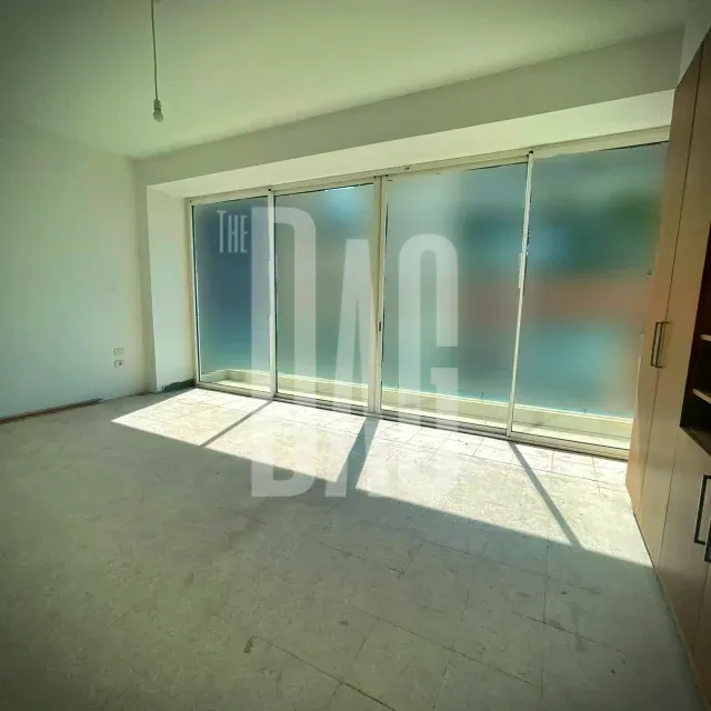 Seaview 245 sqm Apartment for Sale in Achrafieh — الصورة 5