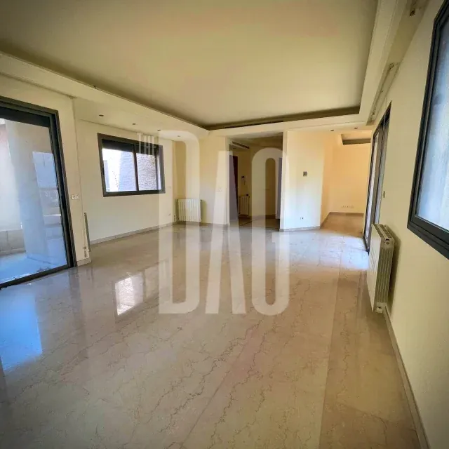 Spacious 300 m² Apartment for Rent in Achrafieh — photo 3