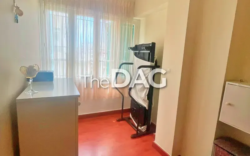 100 SQM Fully Furnished Apartment for Rent in Achrafieh — الصورة 5