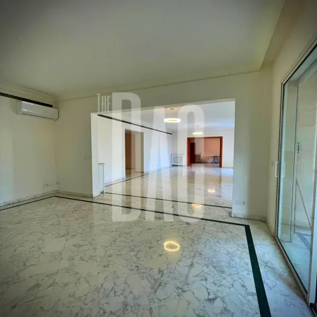 Luxurious 415 sqm Apartment for Rent in Sassine Achrafieh — الصورة 2
