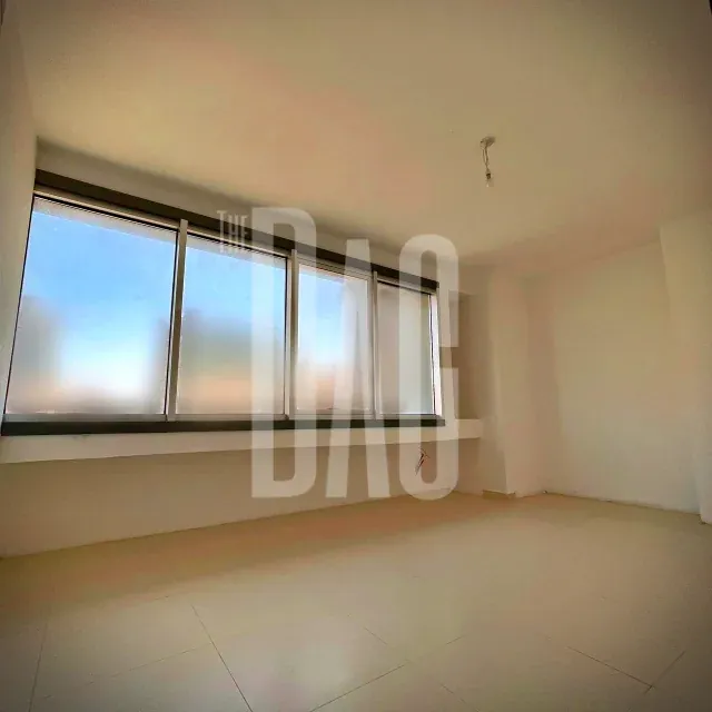 Brand New 100 Sqm office for rent in Jisr al Bacha