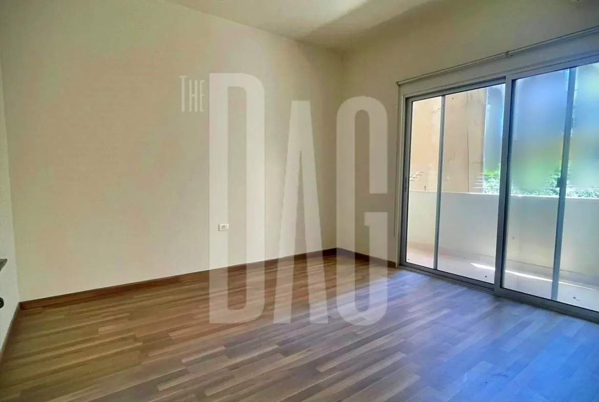 Spacious 220 Sqm Apartment for Rent in Achrafieh — photo 3