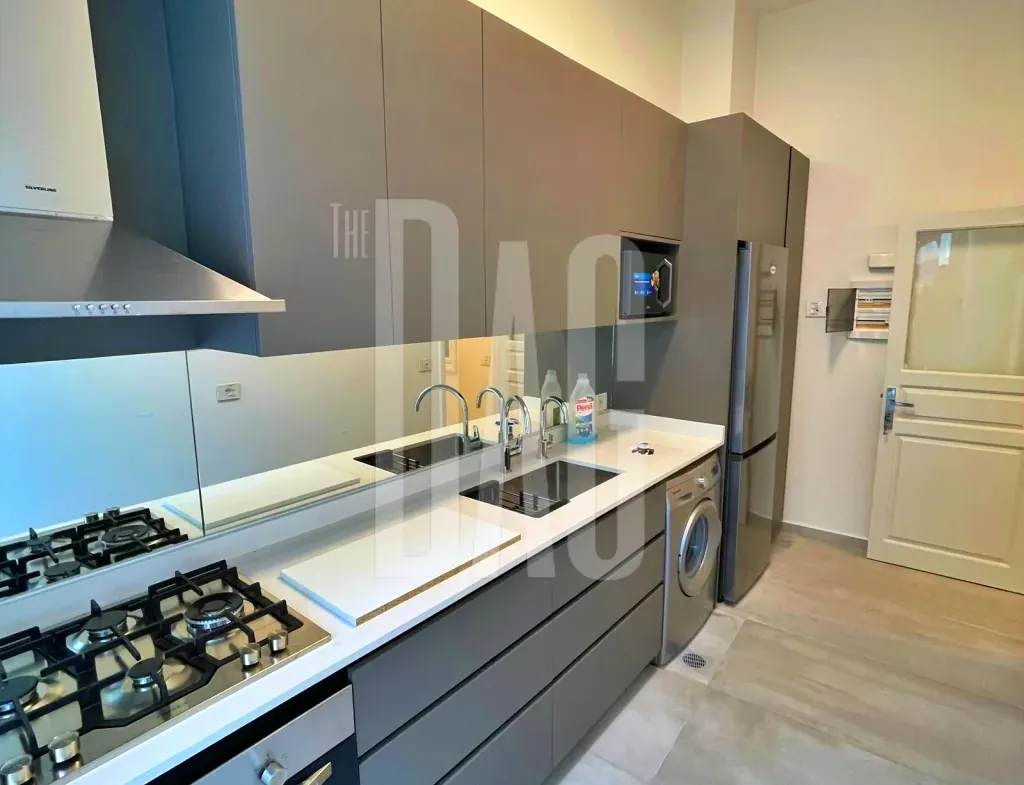 Fully Renovated 90 SQM Apartment for Rent in Gemmayzeh — الصورة 4