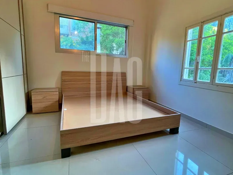 Semi-Furnished 90 SQM Apartment for Rent in Gemmayzeh — الصورة 2