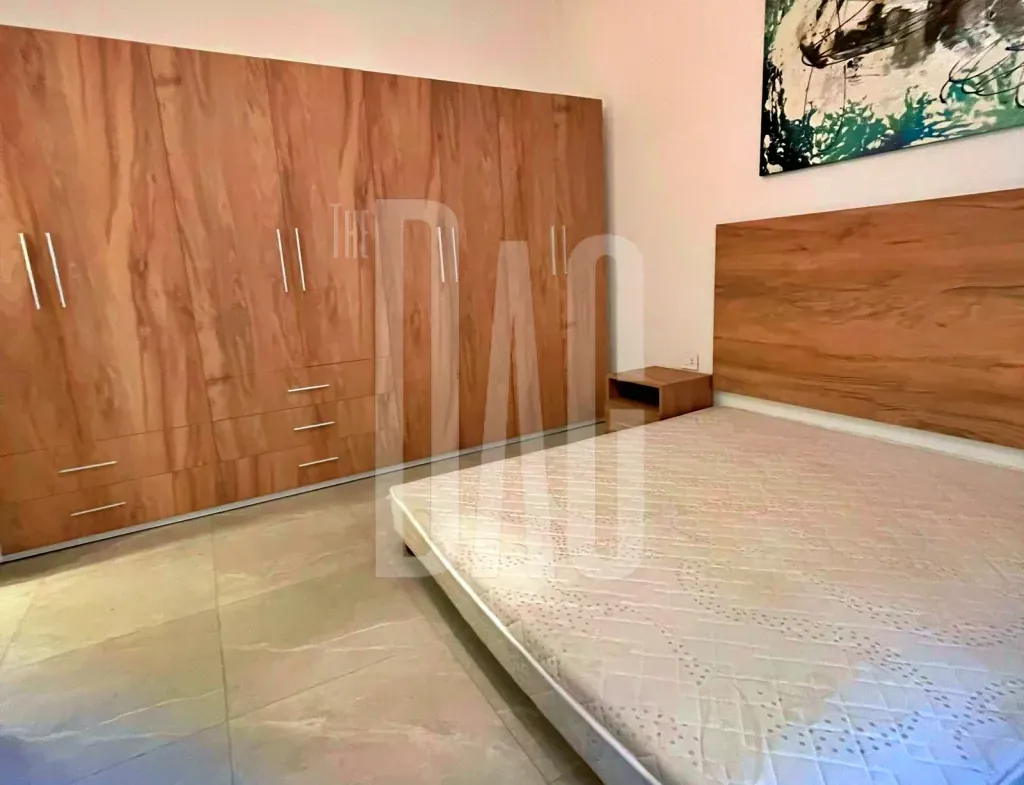 Fully-Furnished 65 SQM Apartment for Rent in Gemmayzeh — الصورة 2