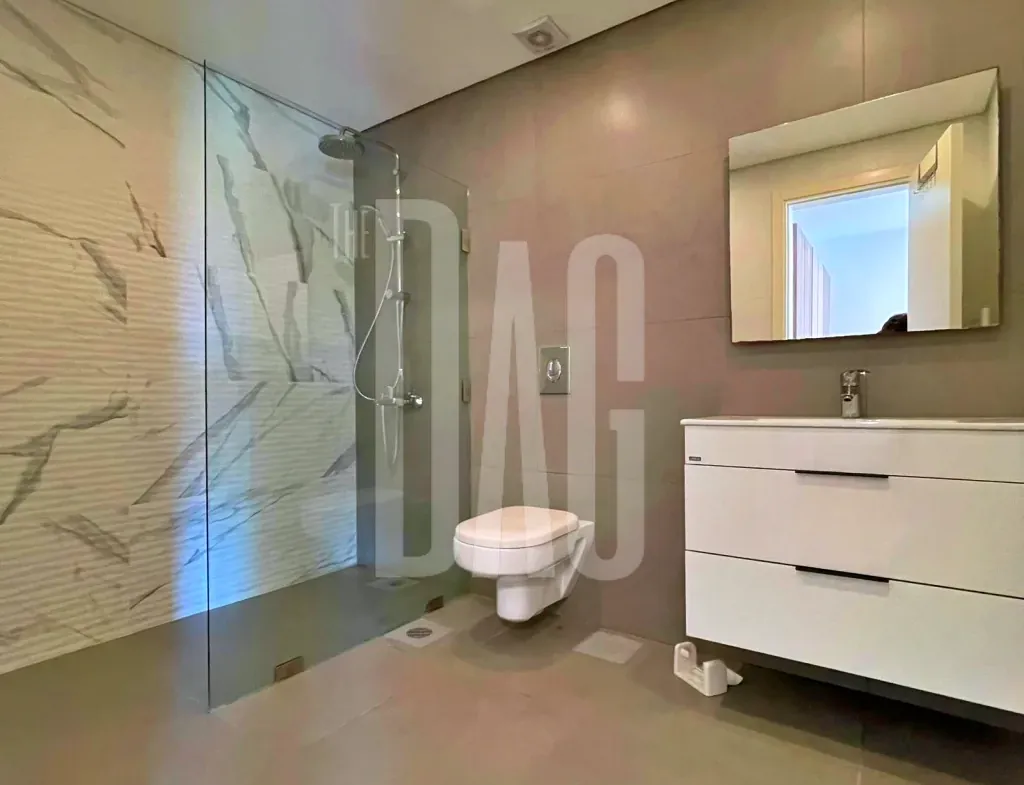 Luxurious 240 SQM Simplex Apartment for Rent in Yarzeh — الصورة 3