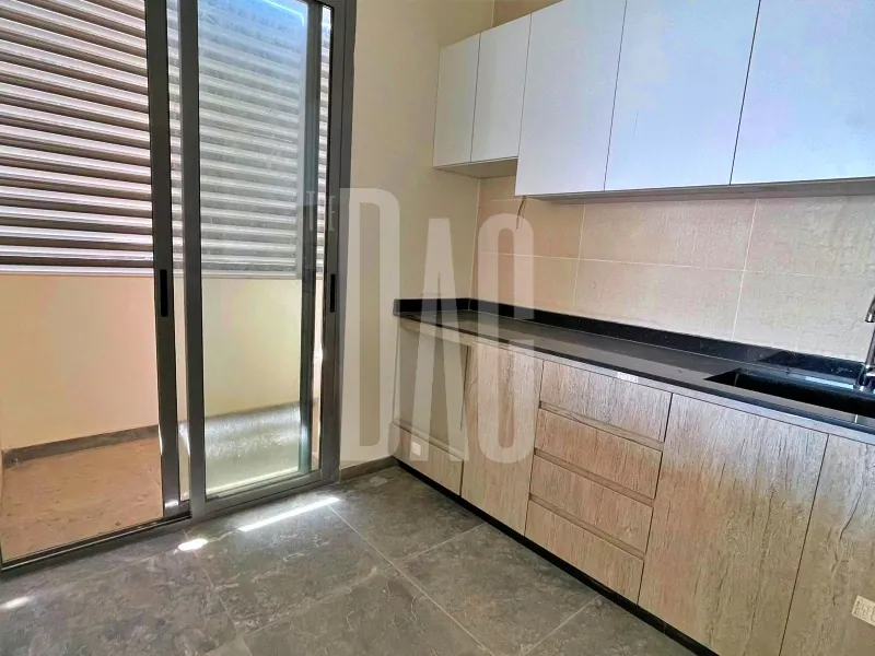 American Kitchen 110 SQM Apartment with for Sale in Achrafieh — الصورة 3