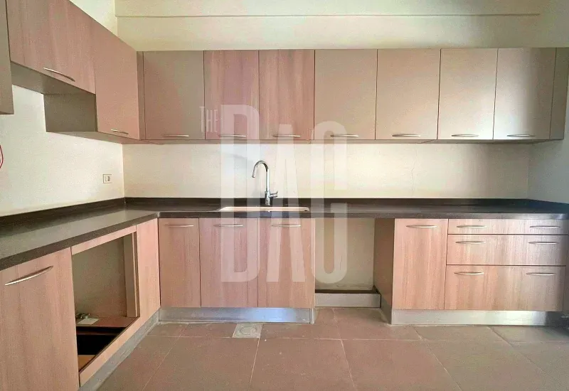 Spacious 345 SQM Apartment for Sale in Mar Takla with Terrace and Garden — photo 5