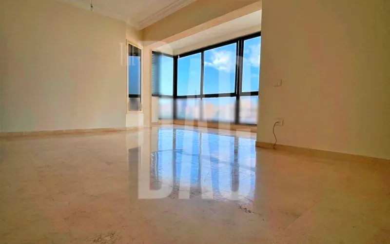 Beautiful 210 SQM Simplex for Rent in Badaro — الصورة 2