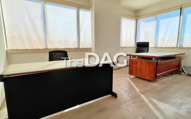 130 SQM Office for Sale in Sin El Fil — الصورة 4