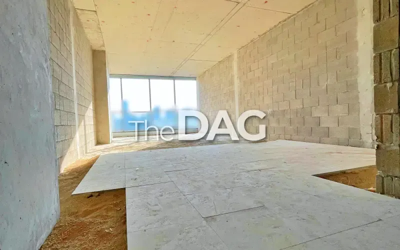 Prestigious 87 SQM Office for Rent and Sale in Dekwaneh — الصورة 2