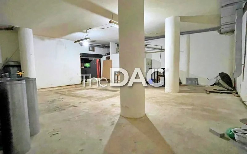 120 SQM Warehouse for Rent in Mar Mikhael — الصورة 3