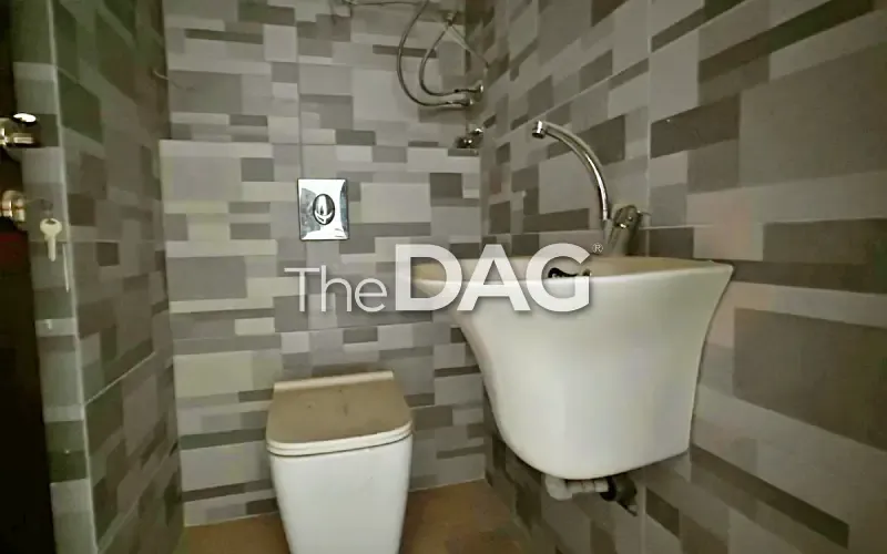 Brand New 50 SQM Shop for Rent in Zalka — الصورة 5