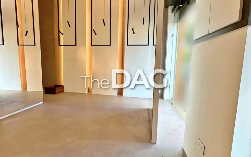 Decorated Shop for Rent in Mar Mikhael — الصورة 3