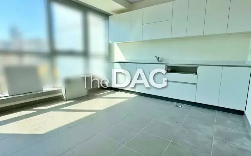 New 204 SQM Office for Rent in Cornich al Naher — photo 3