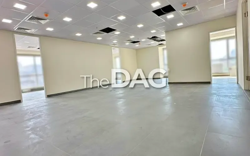 New 204 SQM Office for Rent in Cornich al Naher — photo 4
