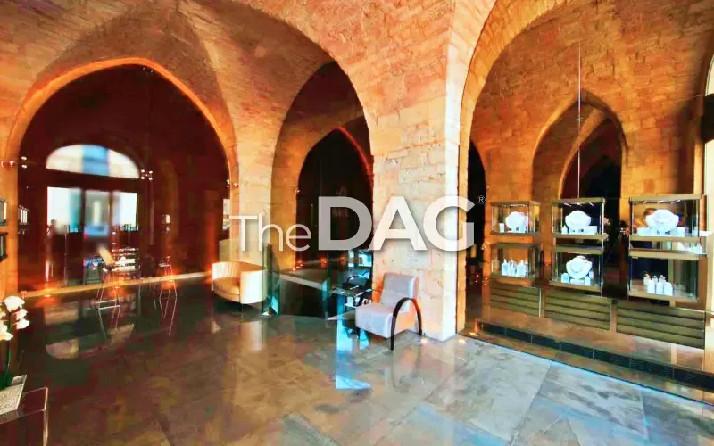 180 sqm Luxurious Shop for Rent in Downtown — photo 2