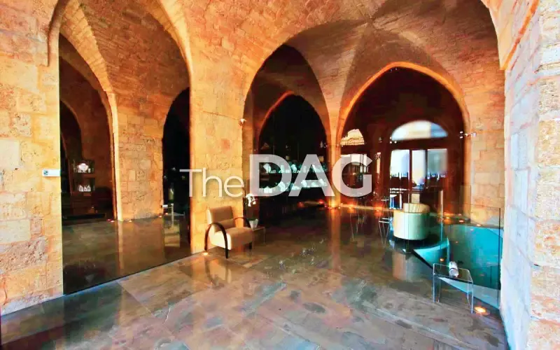 180 sqm Luxurious Shop for Rent in Downtown — photo 4