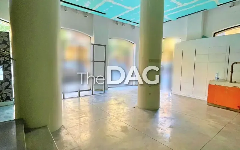 180 SQM Heritage Corner Shop for Rent in Downtown Beirut — photo 4