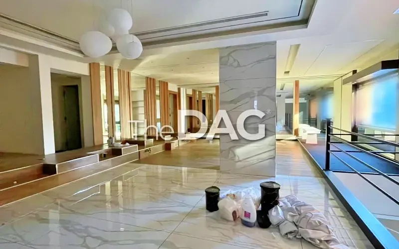Prestigious 250 SQM Shop for Rent in Downtown — الصورة 1