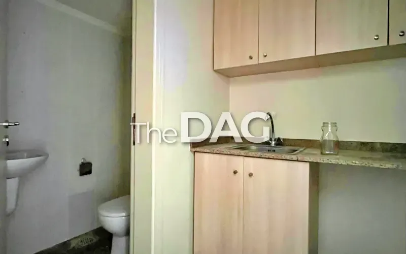 Prime Location Office for Rent in Jal al Dib 80 SQM — photo 3