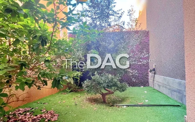 Fully Furnished Modern 220 SQM Apartment for Sale in Baabda — الصورة 2