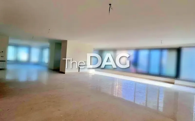 Luxurious Brand New 480 SQM Simplex for Sale in Clemenceau